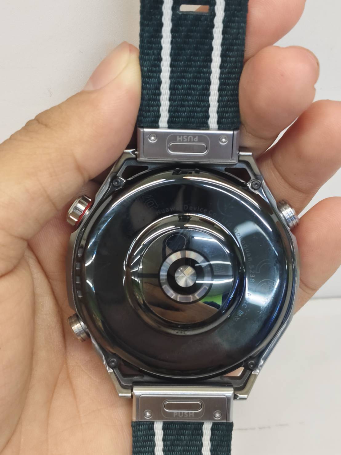 HUAWEI Watch Ultimate Green - รูปที่ 6