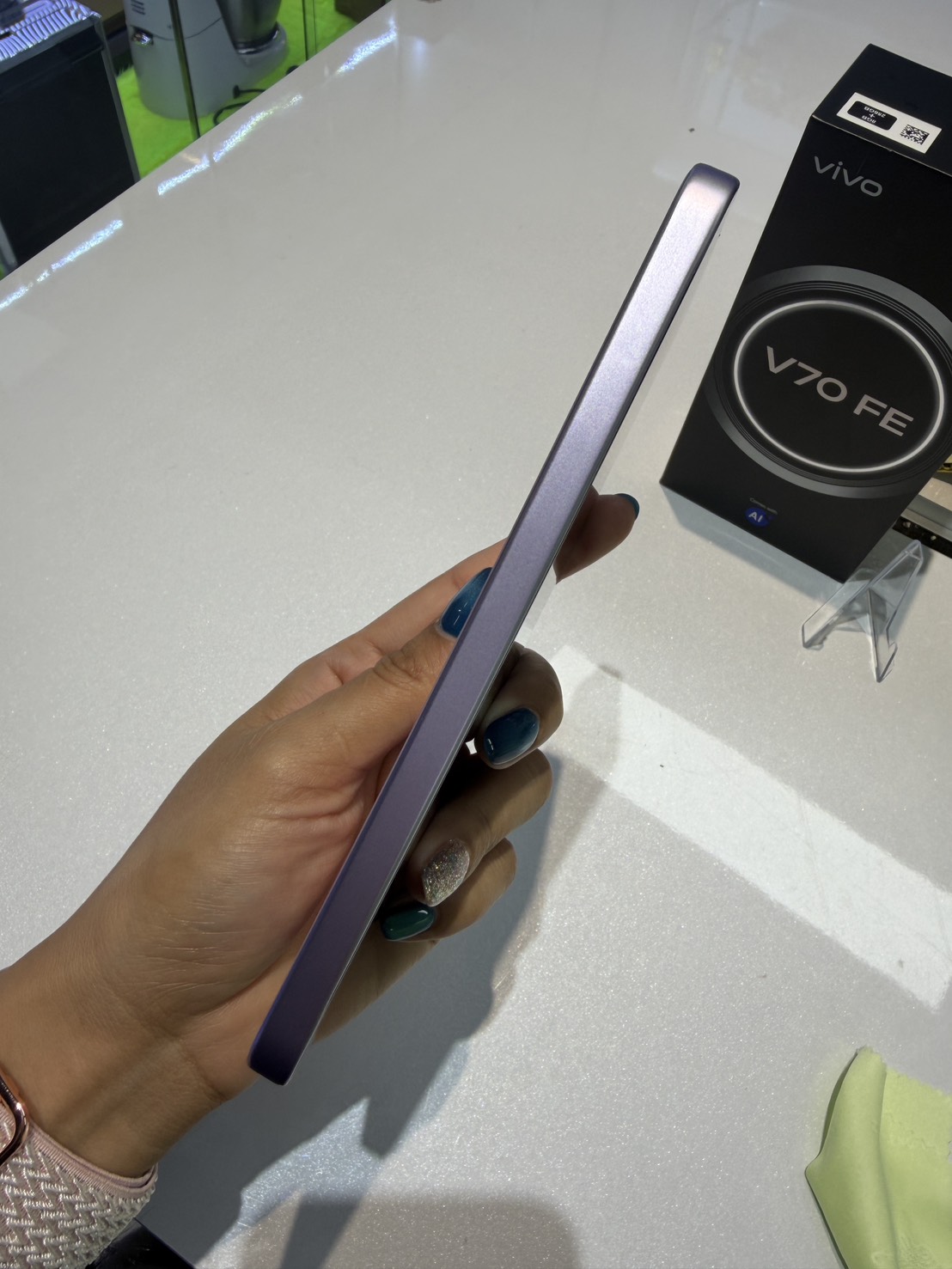 vivo V70 FE 5G 8GB/256GB สี Muse Purple - รูปที่ 4